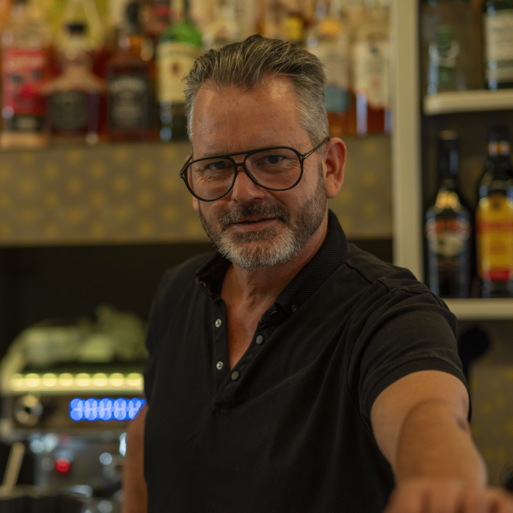 Erich ‚Rico‘ Tuschek, Betreiber der Café Bar Per Du in Villach